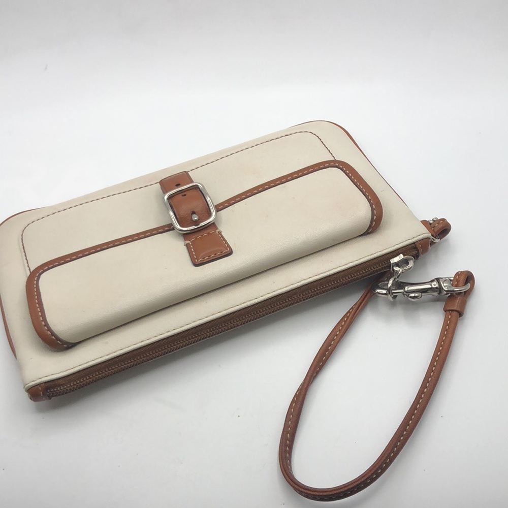 COACH White Saddle Leather Wristlet Buckle Flap Clutch. VTG - Picture 11 of 16